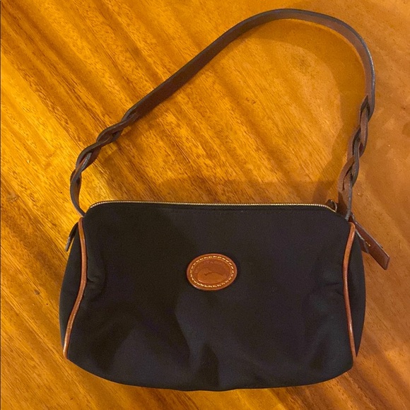 Vintage Dooney & Bourke w/Braided Straps Very good condition - Picture 1 of 14